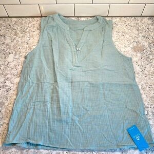 NWT Cupshe V-neck Sleeveless Top • Sage • Small